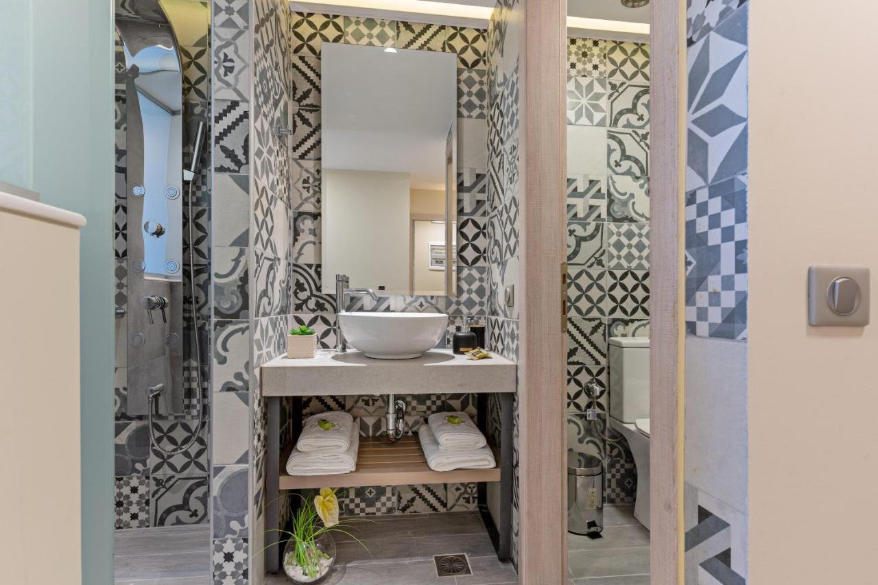 Mitos-suites Otel Resmo